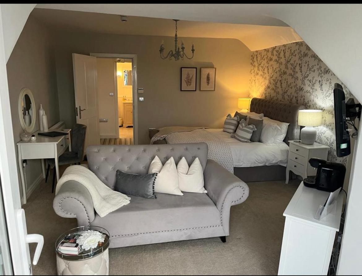 Castellor Bed & Breakfast Кемайс Бей Екстериор снимка